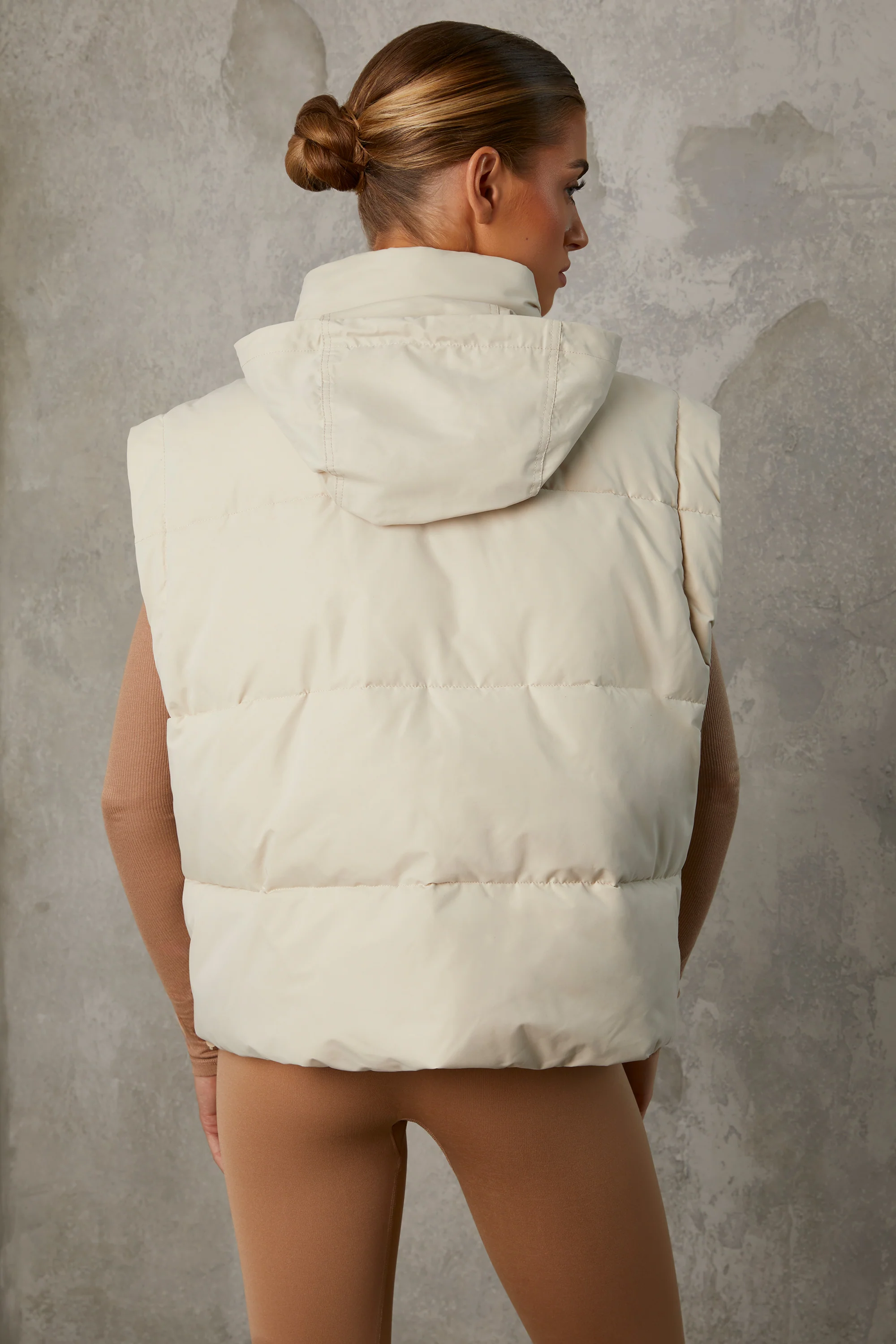 Cropped Puffer Jacket with Detachable Sleeves in Sand - Image 4